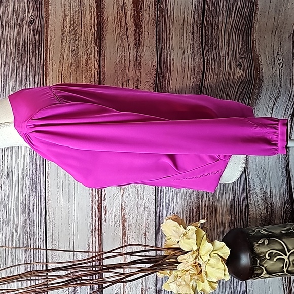 INC INTERNATIONAL CONCEPTS FUCHSIA LONG SLEEVE V NECK CROSSOVER BLOUSE - Picture 3 of 14